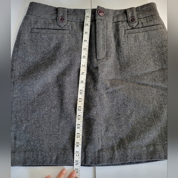 Eddie Bauer Charcoal Grey Wool Blend Fall Winter Mini Skirt - Picture 3 of 8